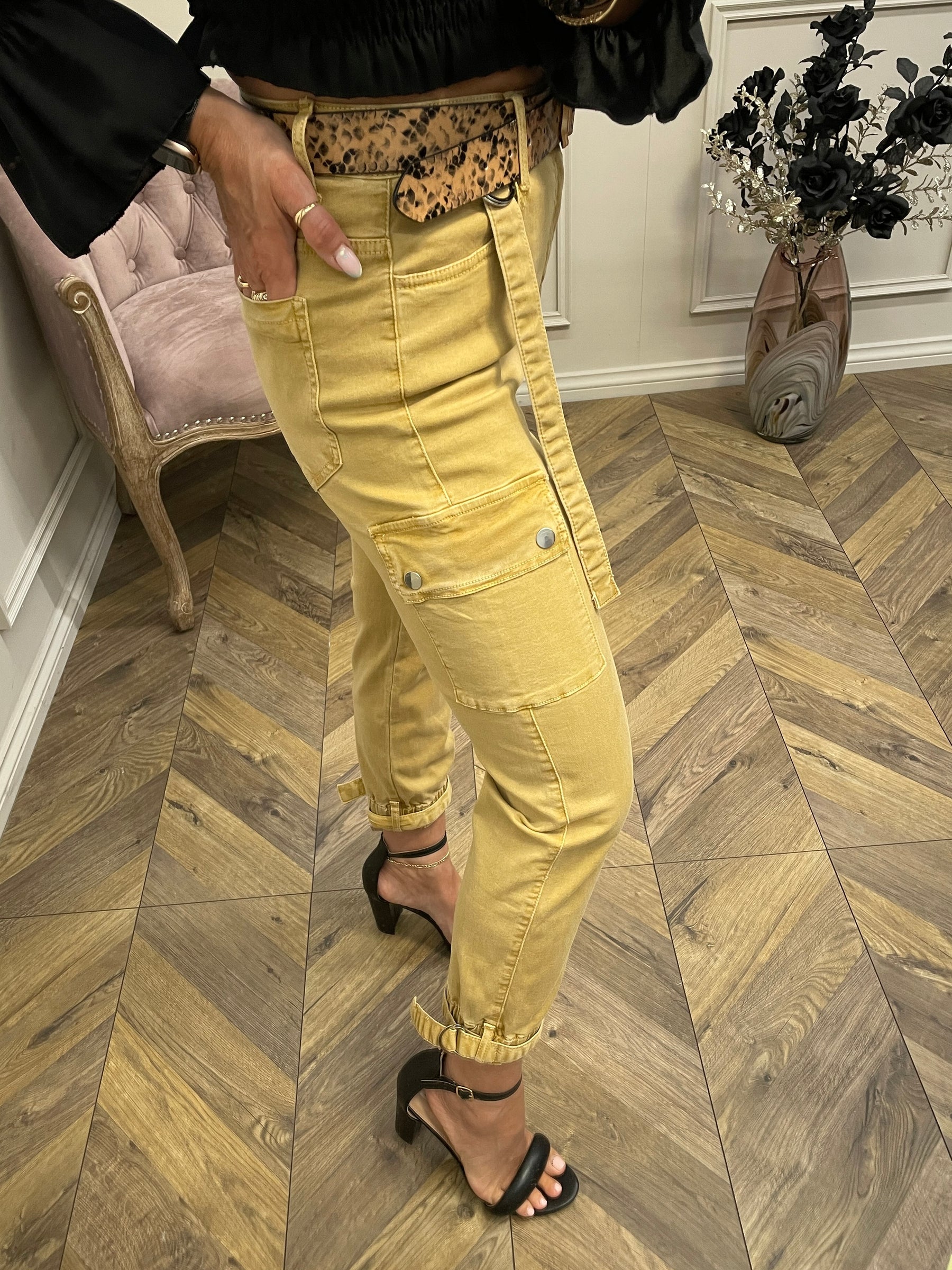 Cargo Fitted Trousers Colombia Sandy Beige