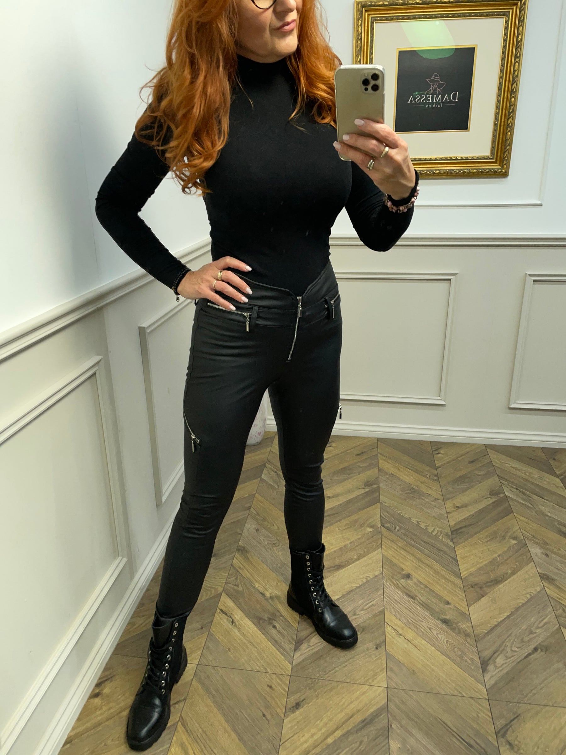 Long Sleeve Turtleneck Slim T-shirt Benugo Black