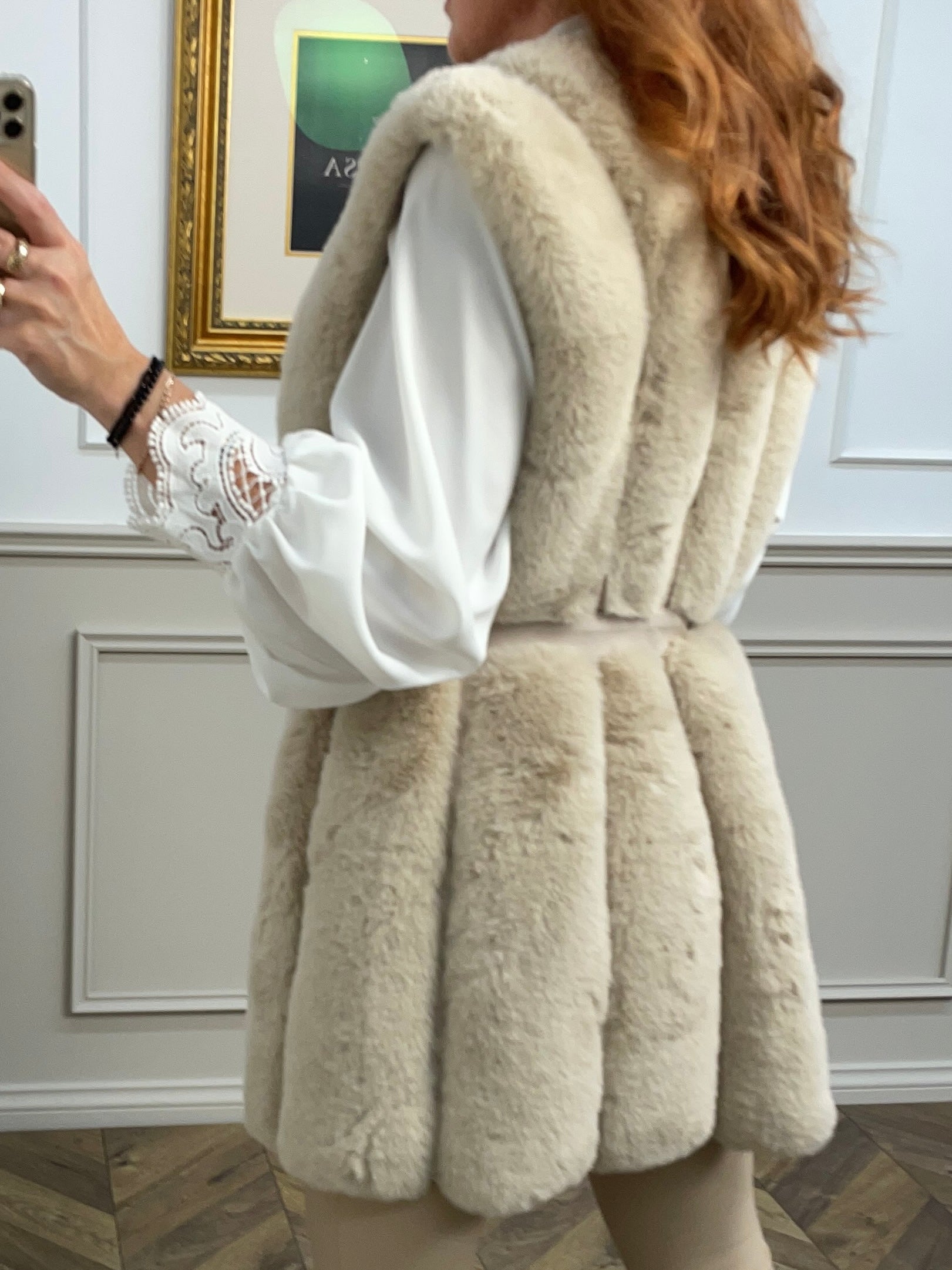Faux Fur Collarless Longline Gilet Pelliccia Beige