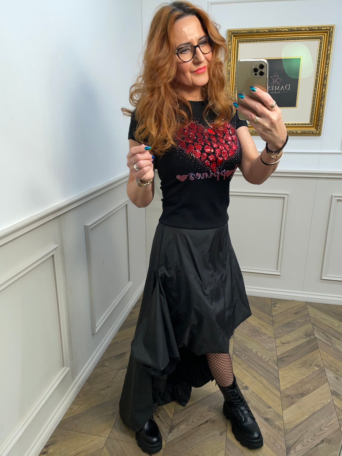 Zirconia Detail Heart T-shirt Happiness Black