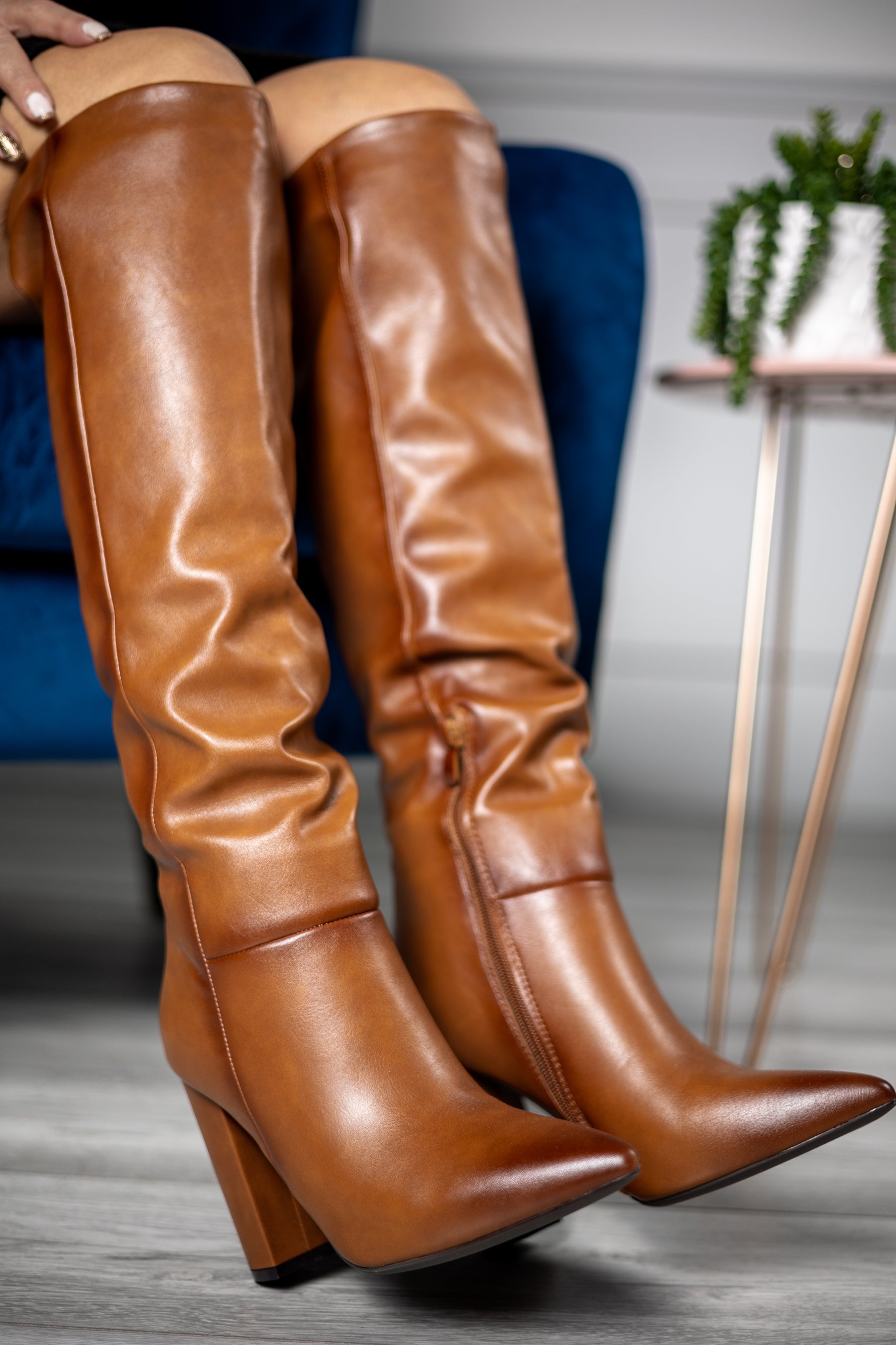 Gorgeous Knee Boots Tiffany Tan