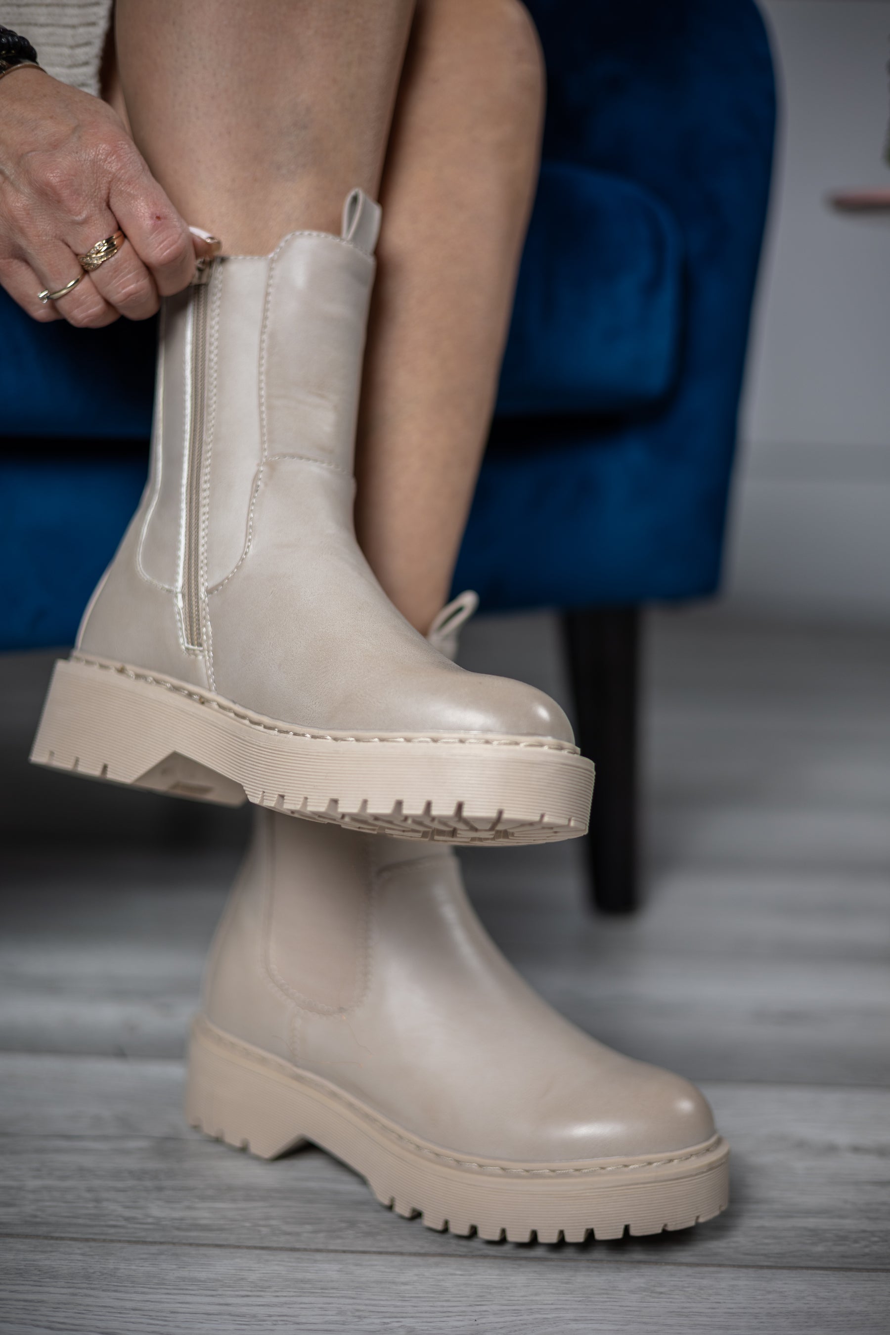 Chunky Boots Alaska Beige