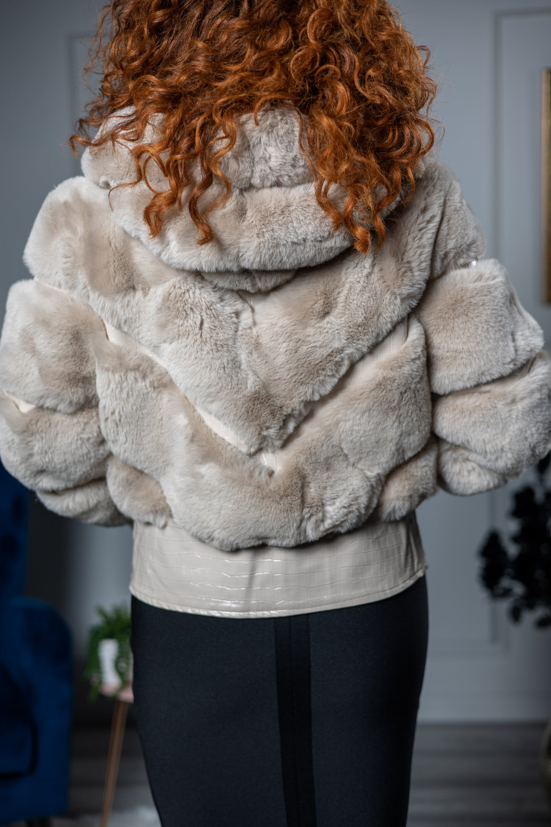 Stunning Faux Fur Coat Foxy