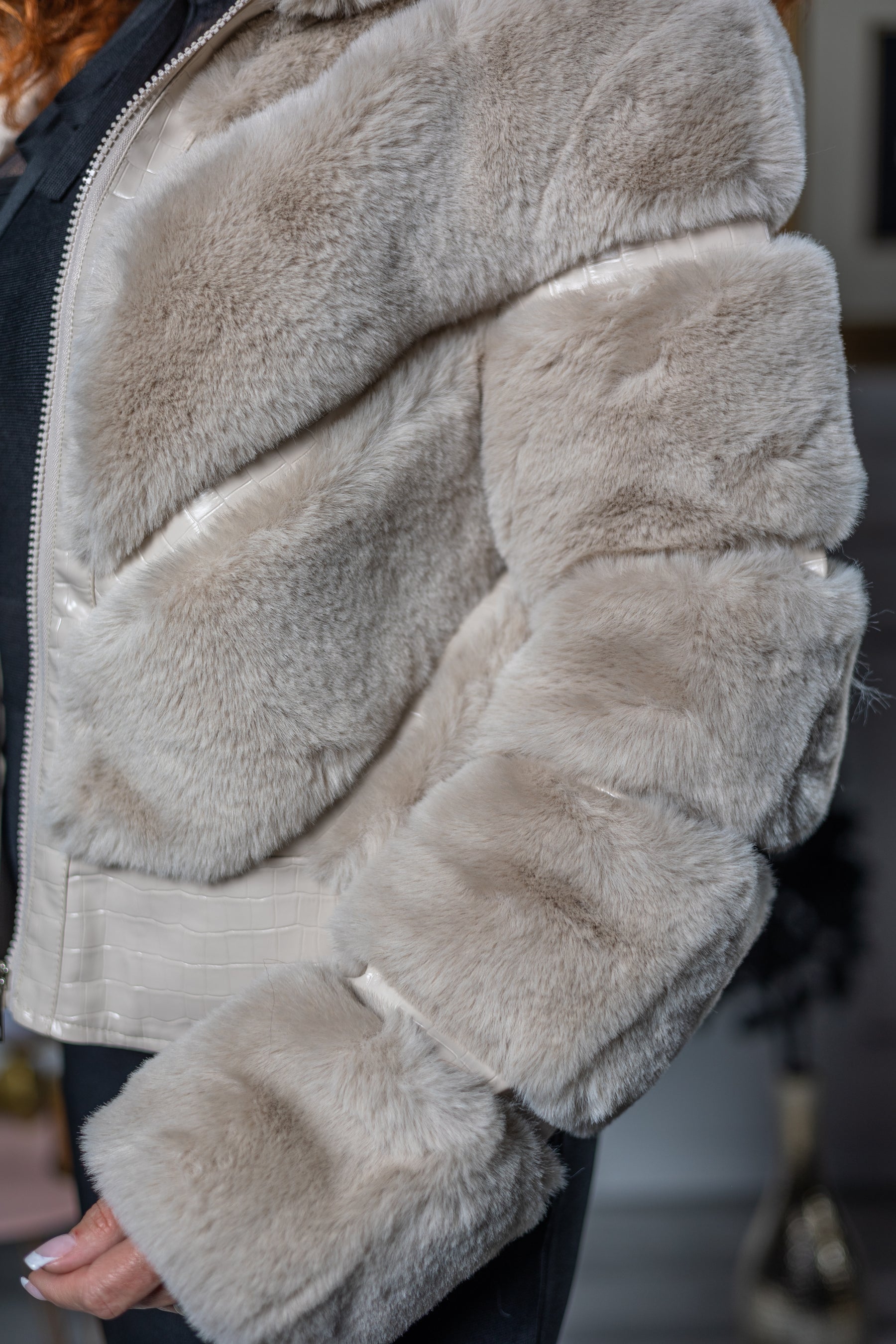 Stunning Faux Fur Coat Foxy