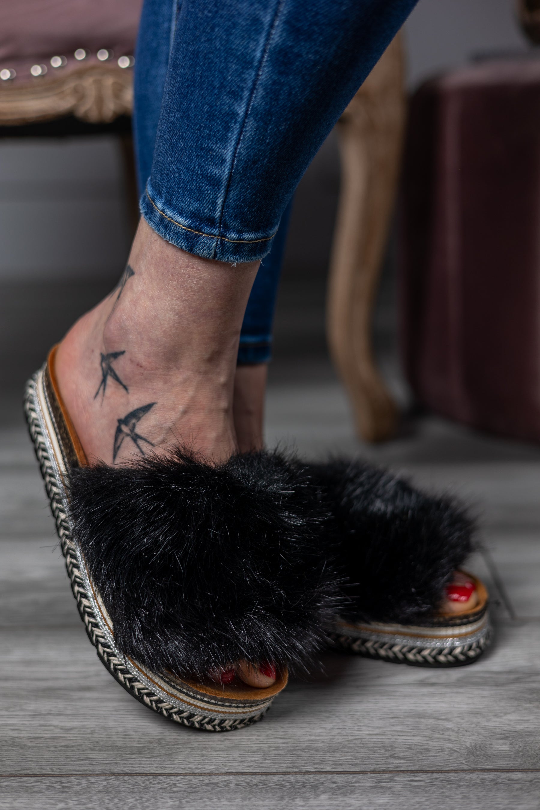 Faux Fur Sliders Bunny Black