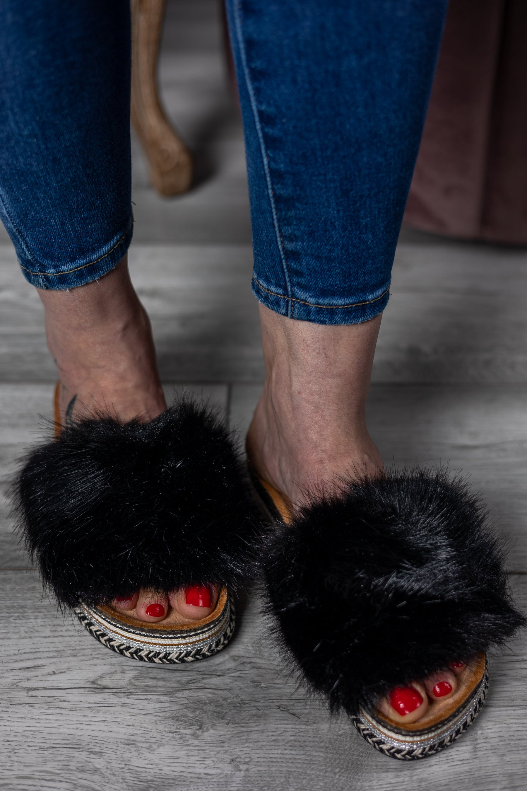 Faux Fur Sliders Bunny Black