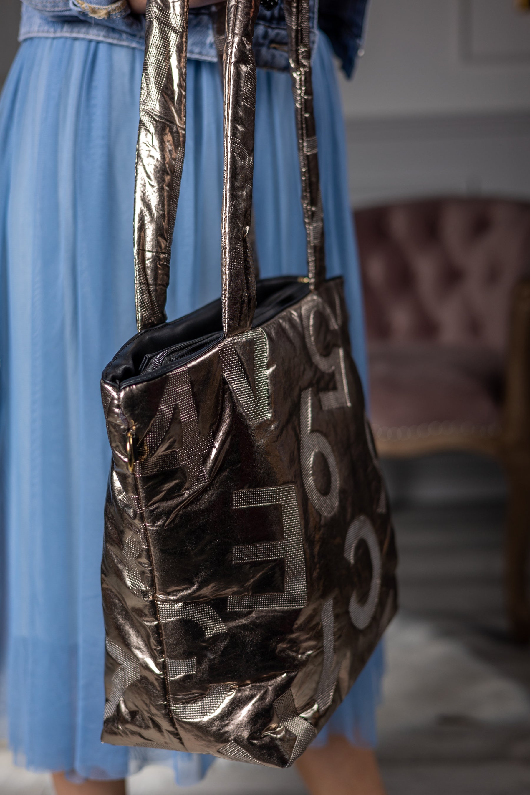 Soft Shimmer Tote Bag Olivia Gold