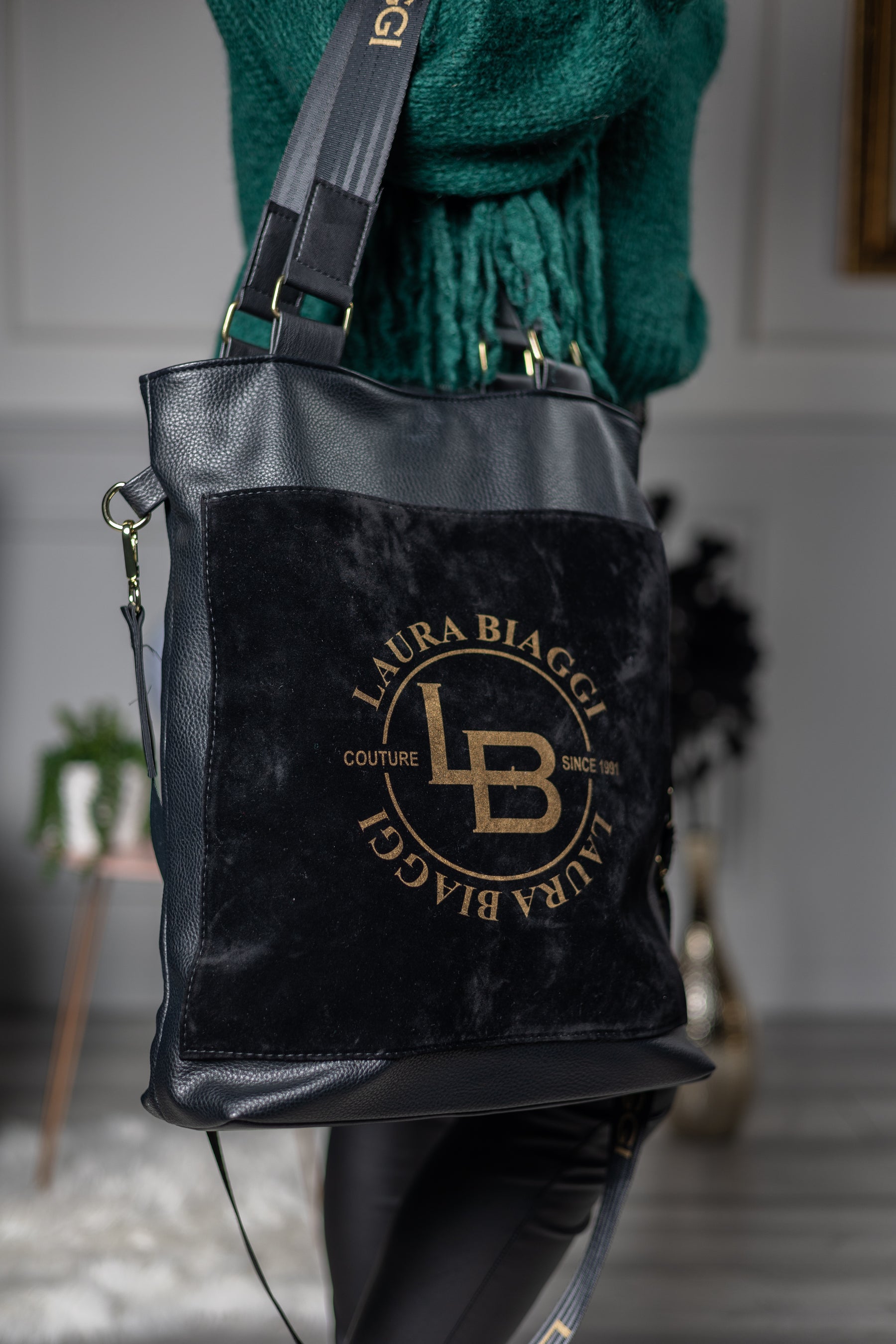 Large Shoulder Handbag India