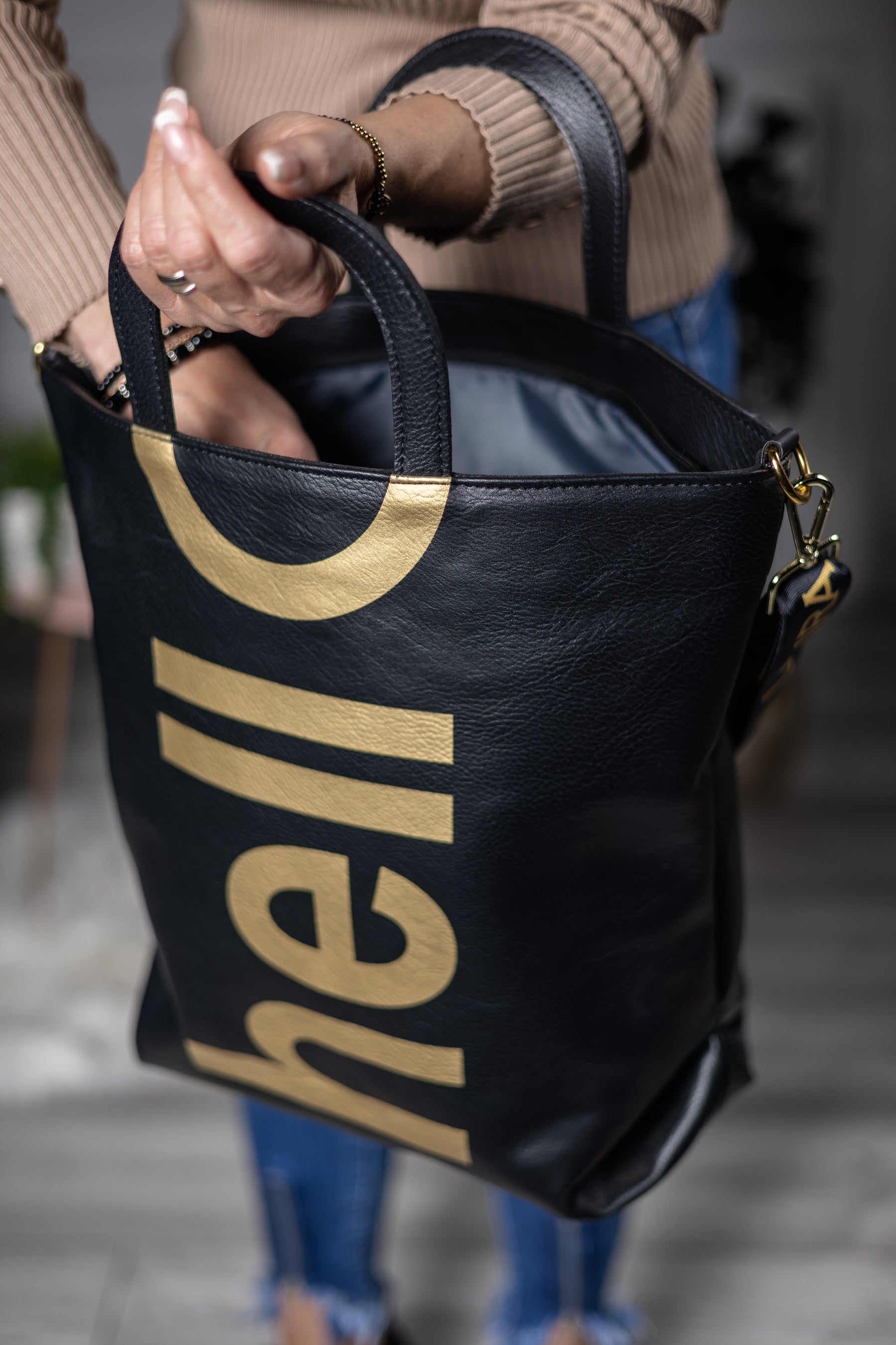 Beautiful Grab Handbag Hello Black