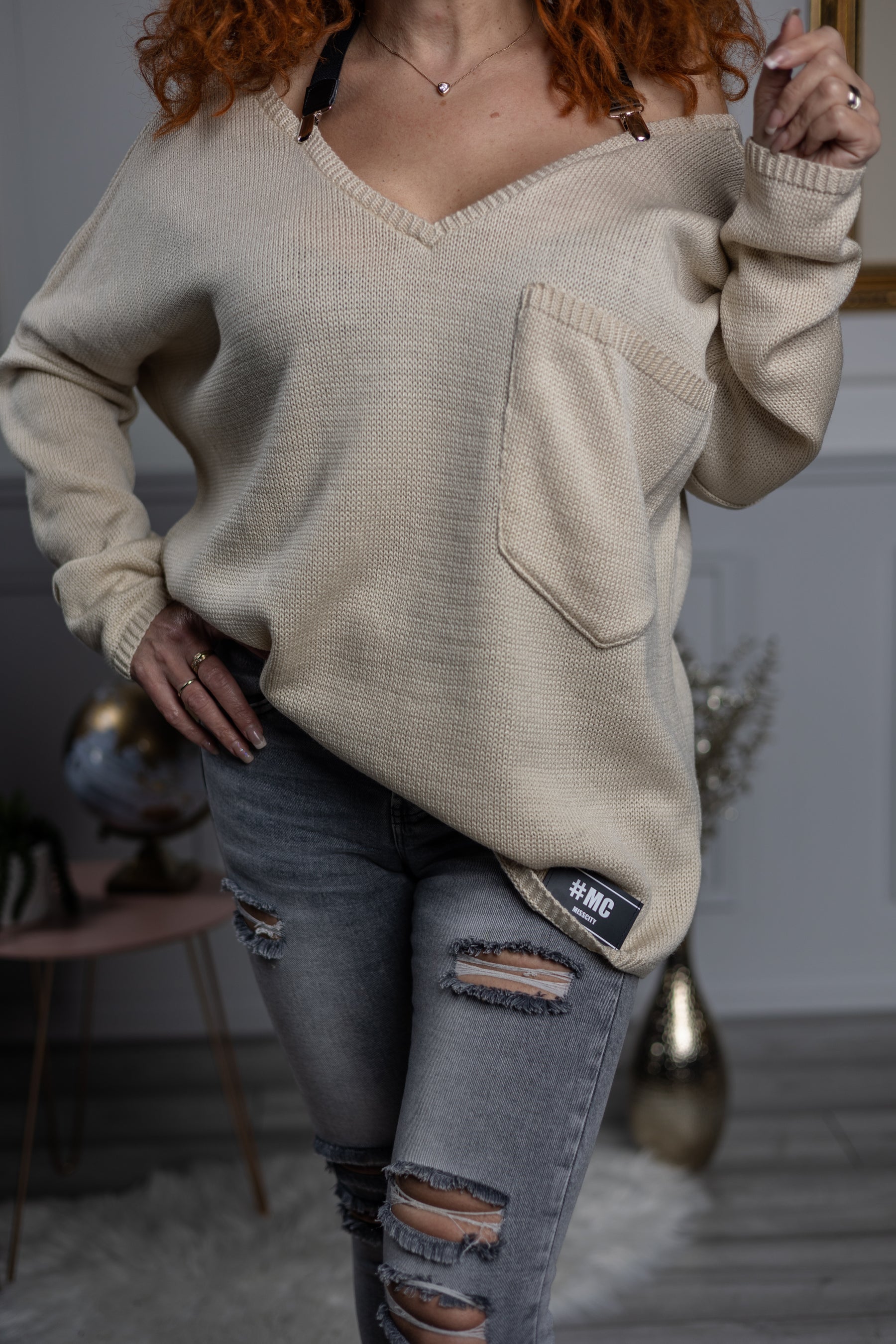Oversized Jumper Braces Beige