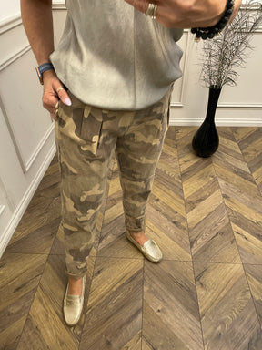 Woven Fabric Trousers Camo Camel