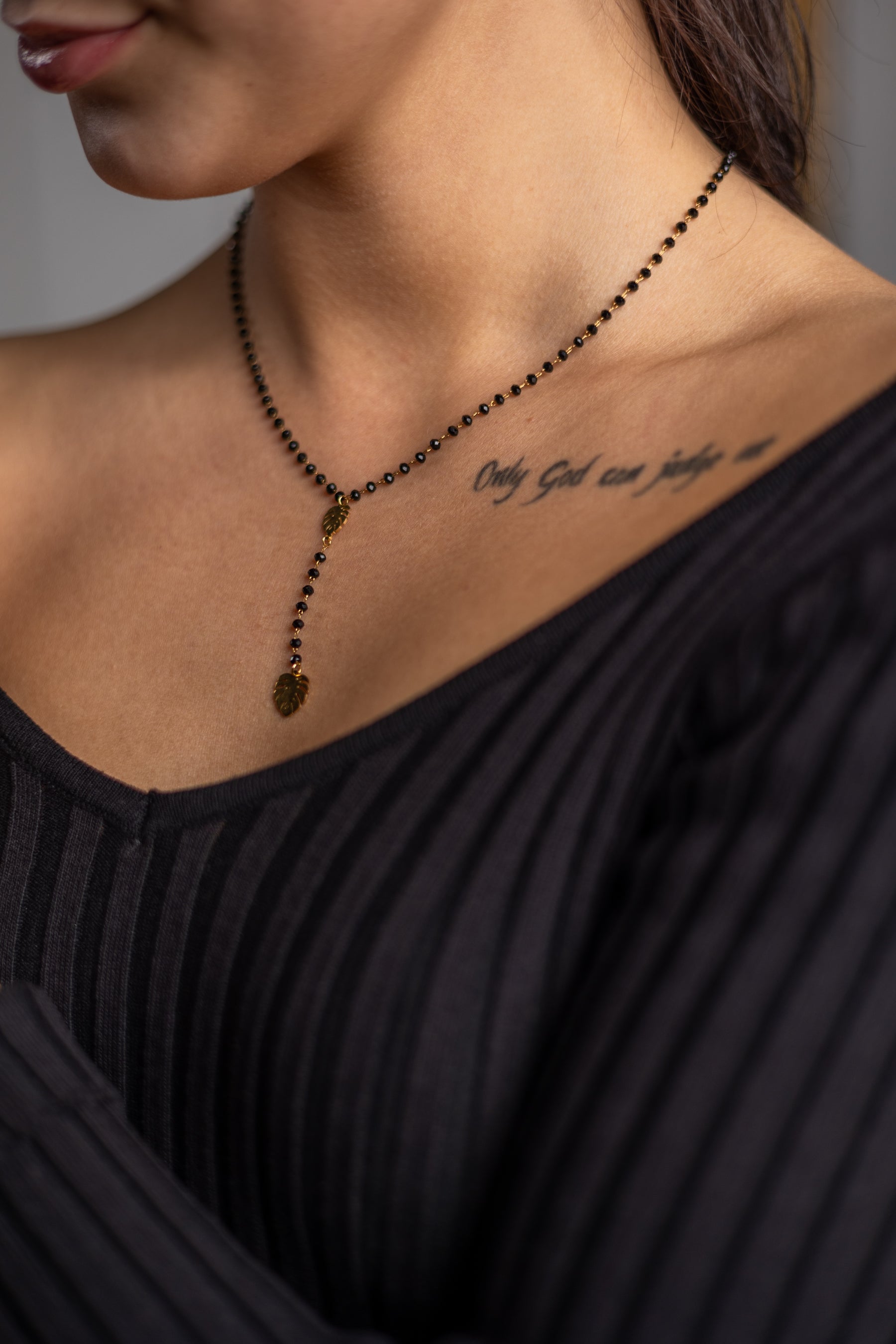 Black Beaded Necklace Feather