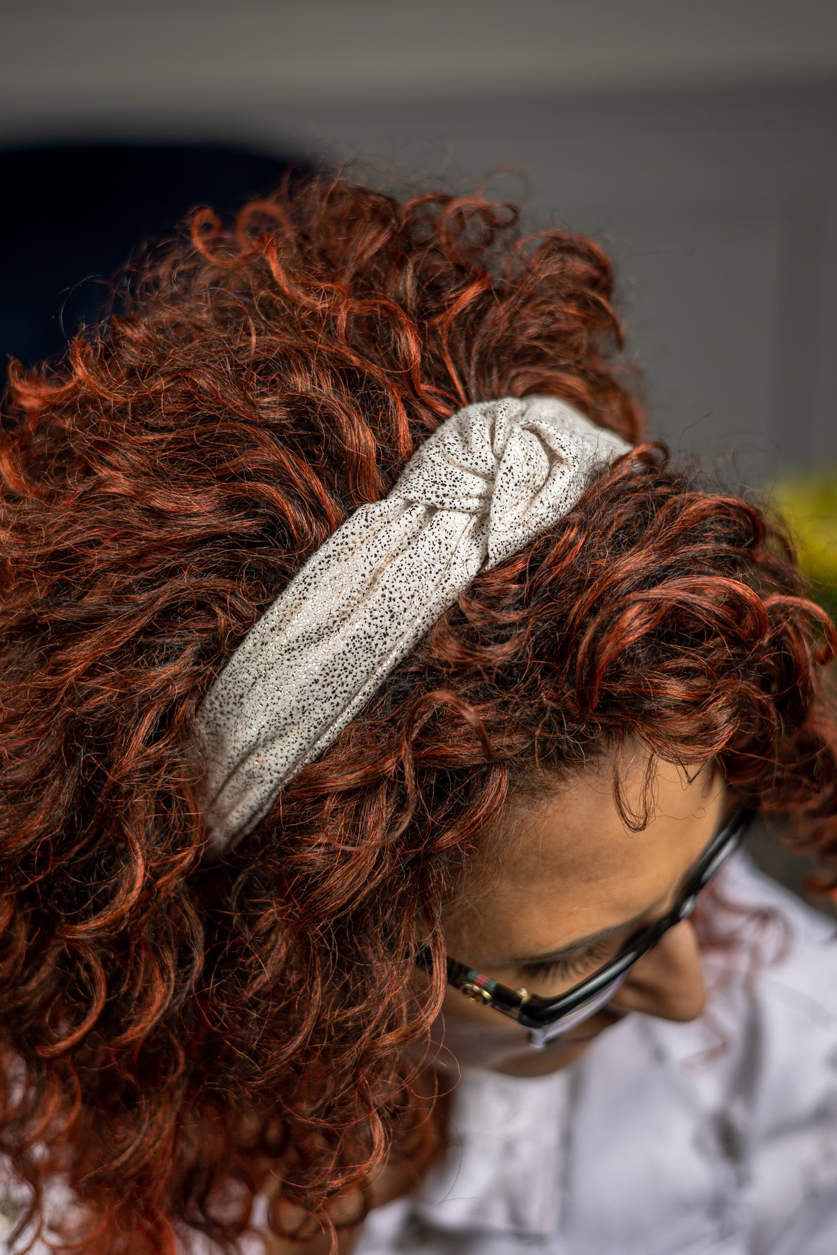 Glittery Knot Headband Stella White